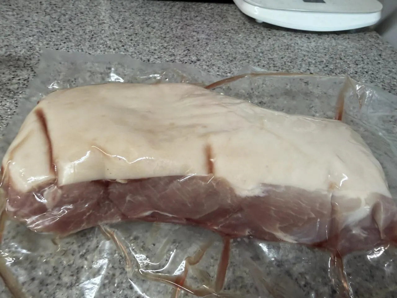 한돈 미박 앞다리살 1kg